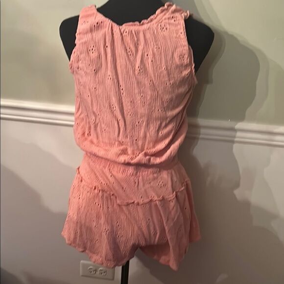 Pink Ruffled Buttoned Tank Top Matching Set - Picture 3 of 9